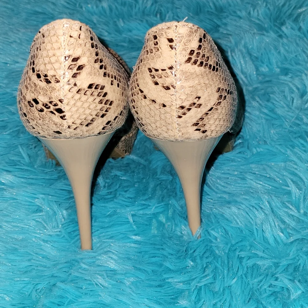 Bamboo Snakeskin Print Stiletto Heels Size 7.5 - Picture 6 of 8